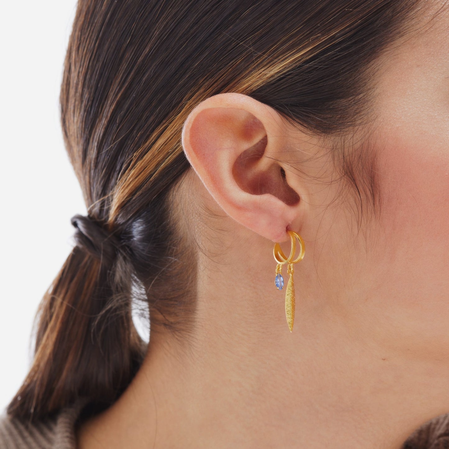 Sterling Silver Hoop earrings leaf blue crystal from Lisbon