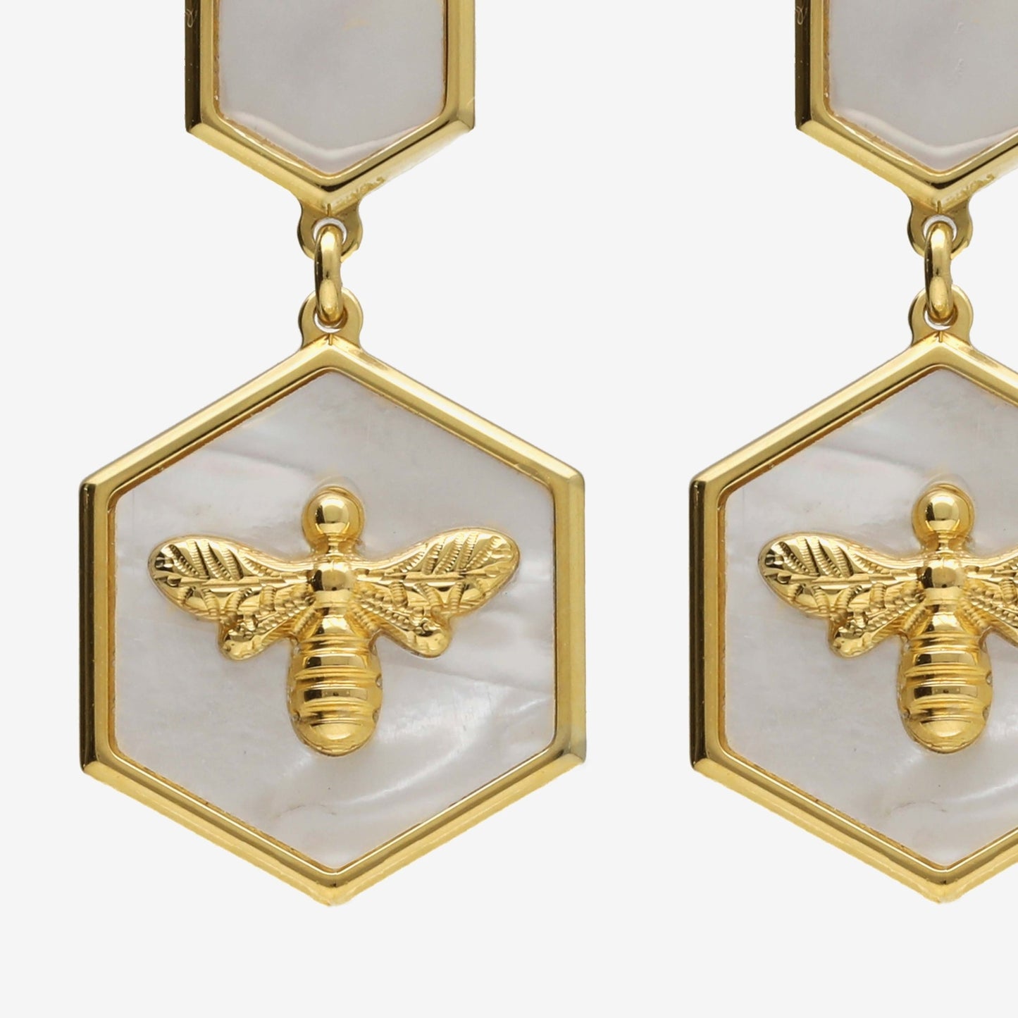 Pendientes largos abeja nácar en Plata baño Oro de Honey