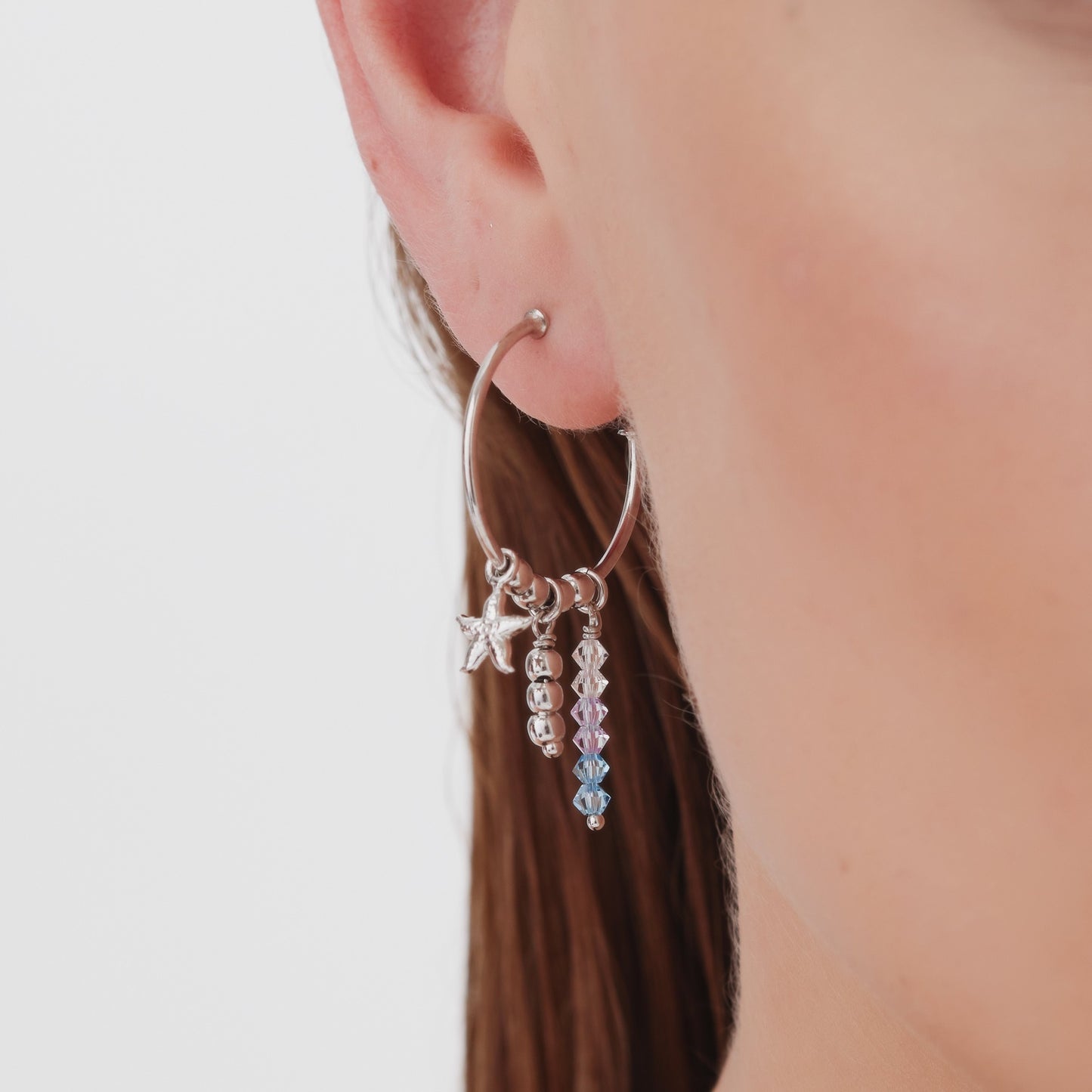 Pendientes aro estrella cristal multicolor en Plata baño rodio de Bliss