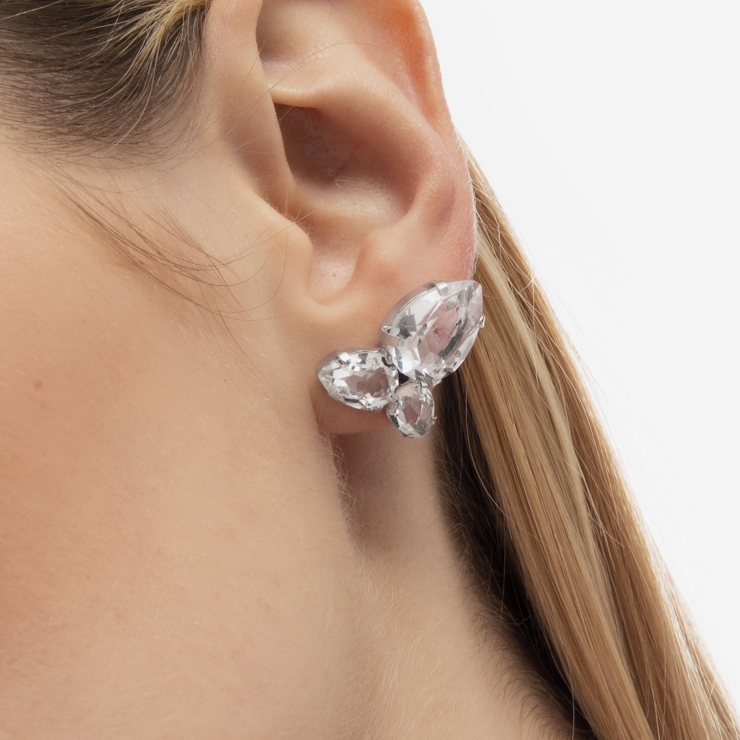 Rhodium Plated Sterling Silver Short earrings drop white crystal from Magnolia