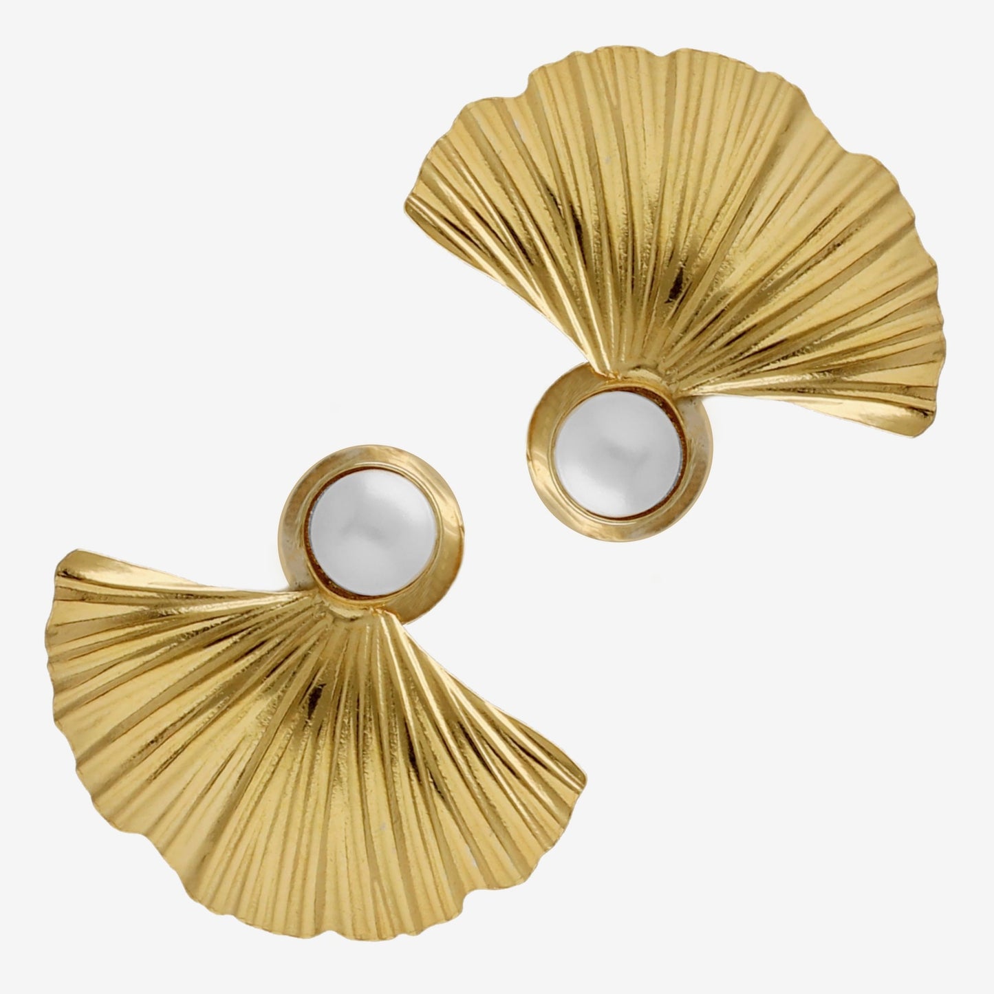 Sterling Silver Short earrings fan pearl from Tokyo