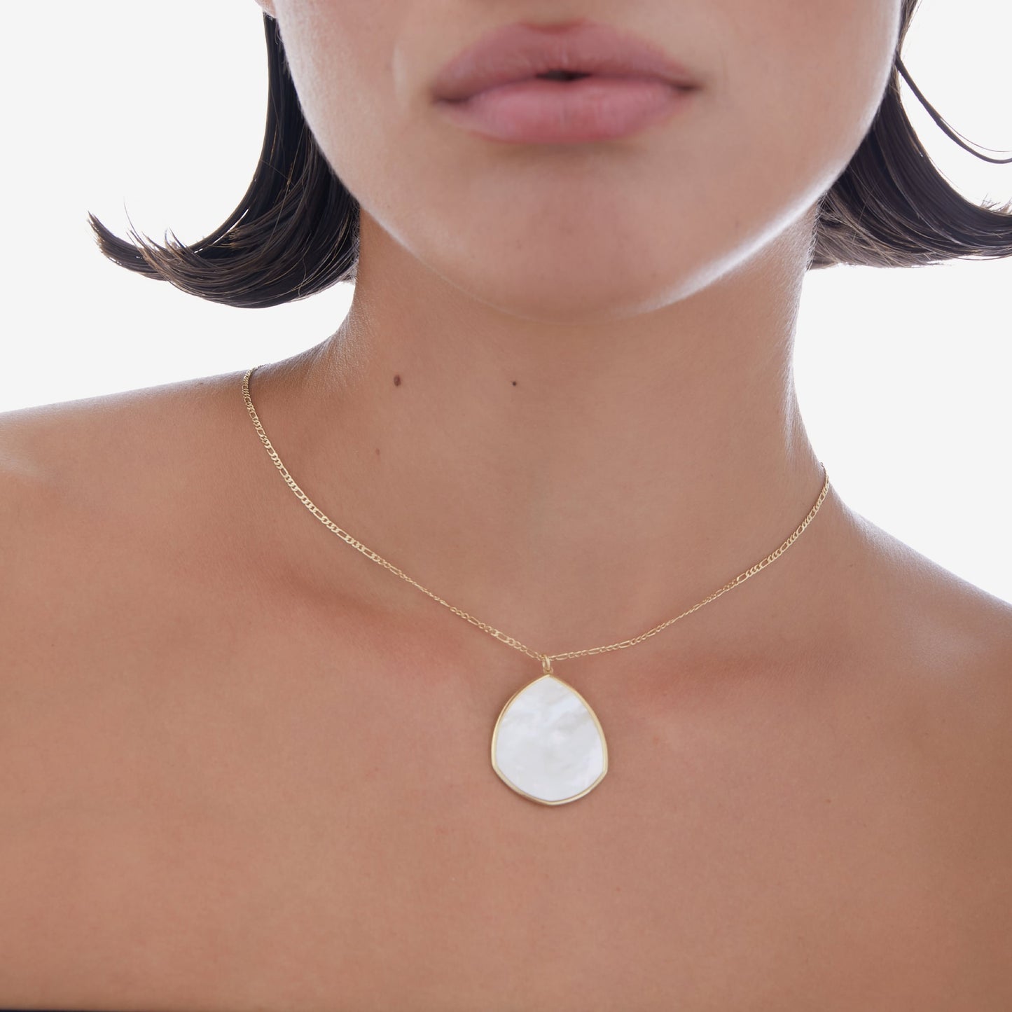 Gold plated Sterling Silver Short necklace drop mother of pearl from Soulquest