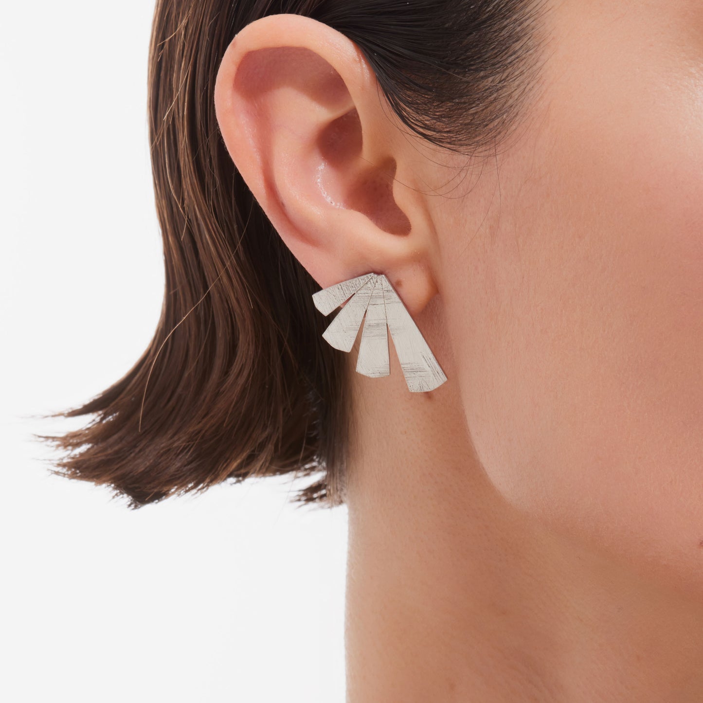 Sterling Silver Short earrings fan from Noise