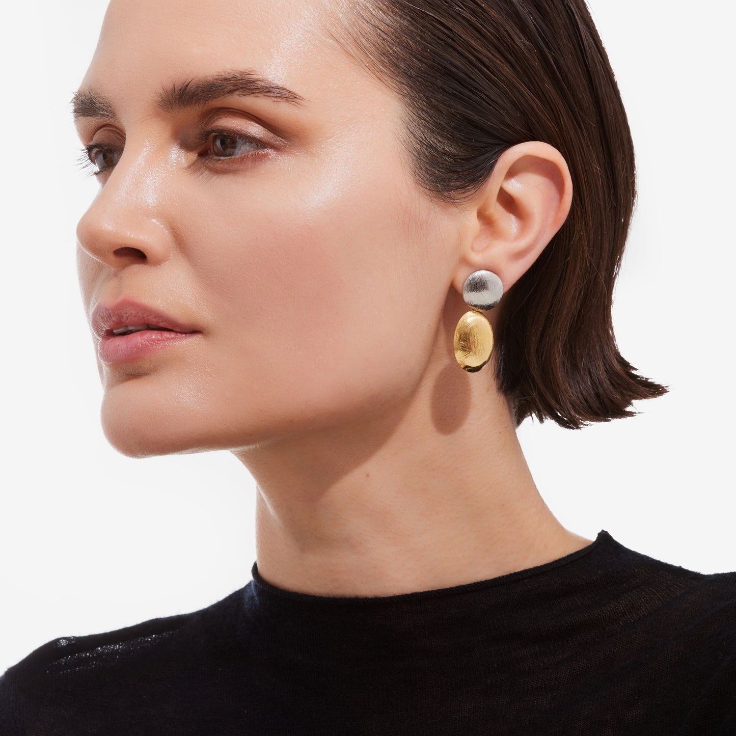 Rhodium and Gold plated Sterling Silver Short earrings oval from Zoom