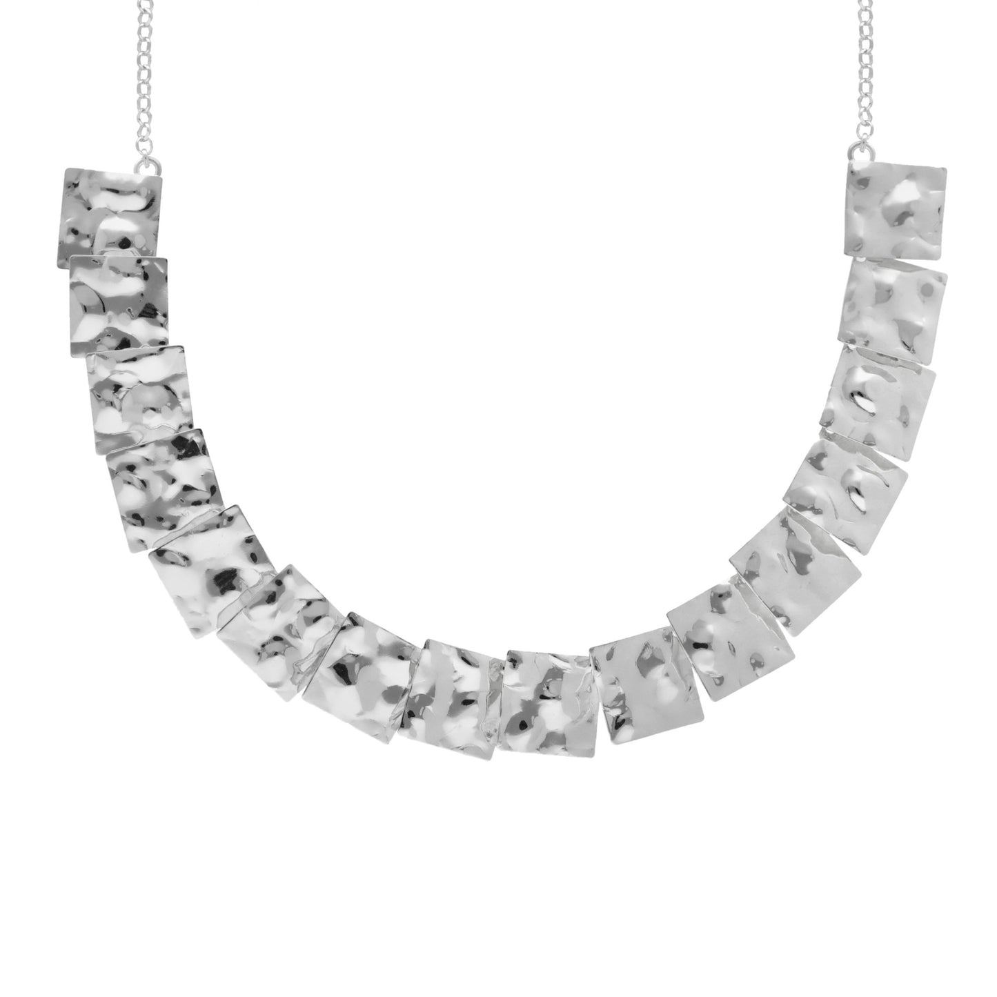 Collar corto cuadrado en Plata de Ghana