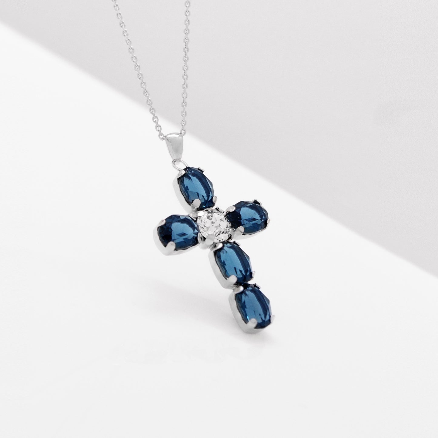 Rhodium Plated Sterling Silver Short necklace cross crystal from Poetic