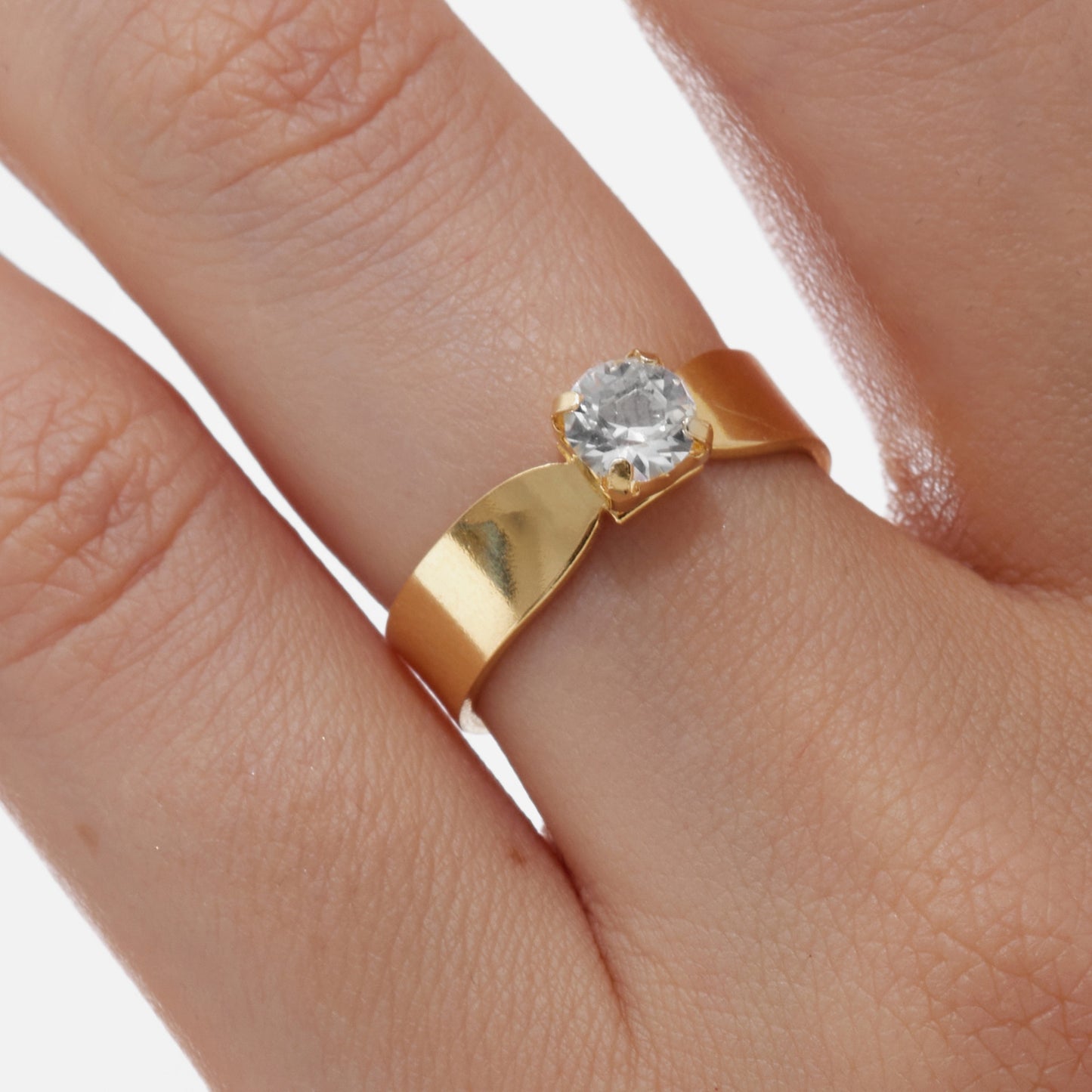 Gold plated Sterling Silver Adjustable ring crystal from Illume