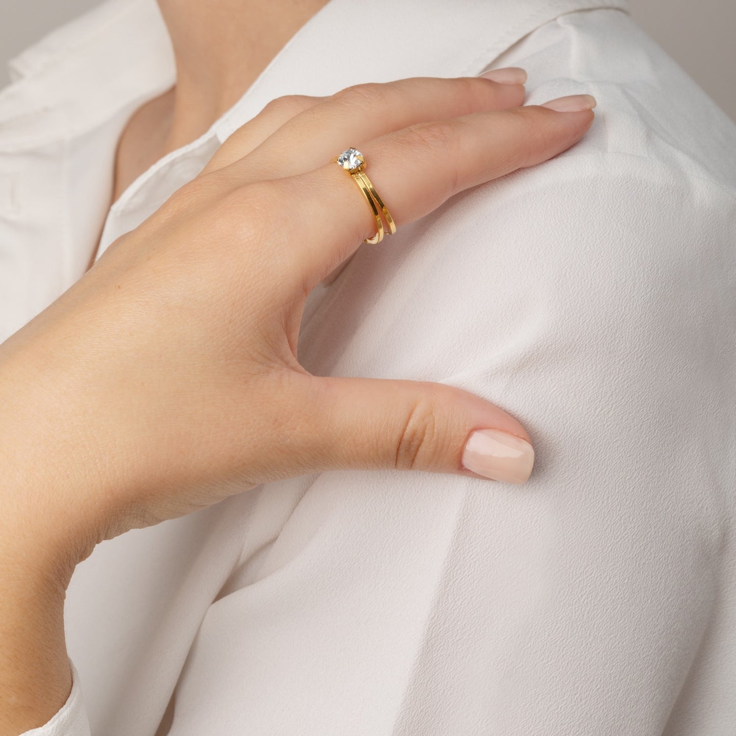 Sterling Silver Adjustable ring white crystal from Maia