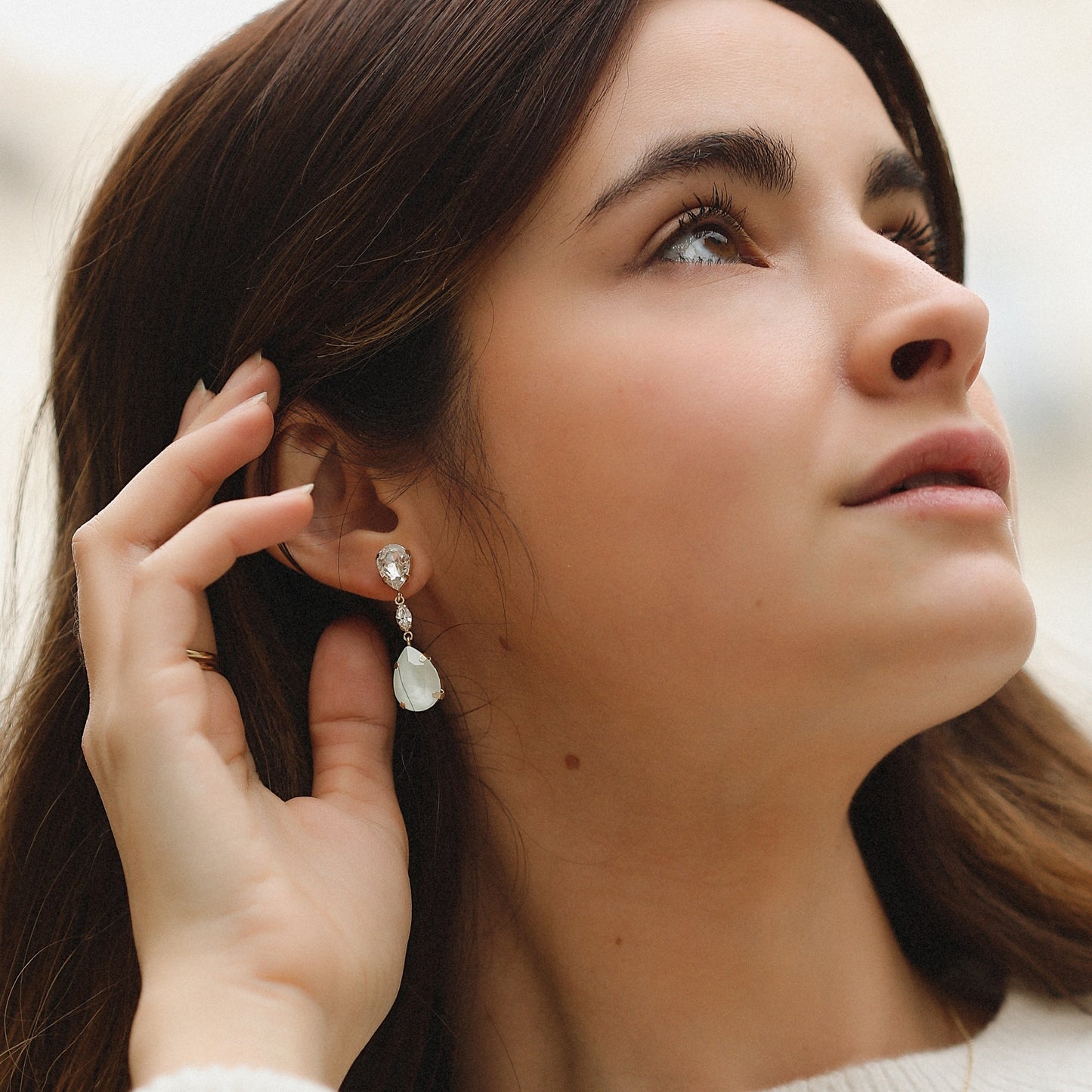 Pendientes largos lágrima cristal rosa en Plata baño Oro Rosa de Jasmine